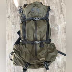 Kuiu Venture 1800 pack